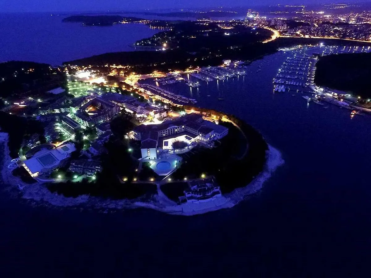 Daire Iva Apartments&Bikes Pula